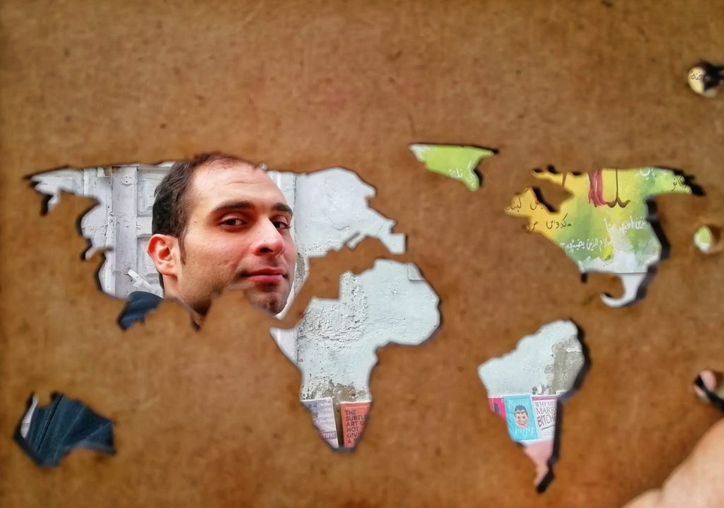 43.feraswiththeworldmap